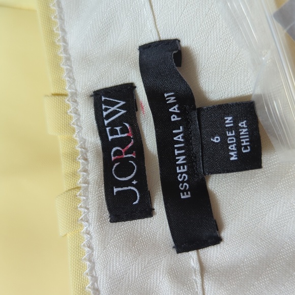 J. Crew Tapered Essential Pant in Drapey Viscose 6 - Picture 15 of 16